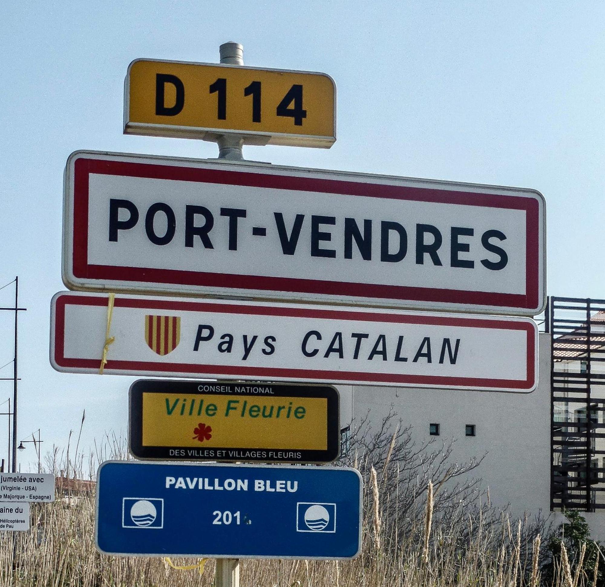 1Br Apartment T2 54M2 Onde Marine 2Nd Floor Lift Wifi Ac Parking Port Vendres Exterior photo